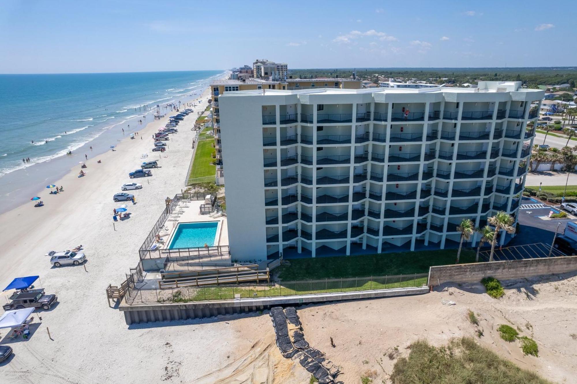 Ocean View With A Beachfront Pool At Ocean Trillium Condo ~ 702 New Smyrna Beach Esterno foto