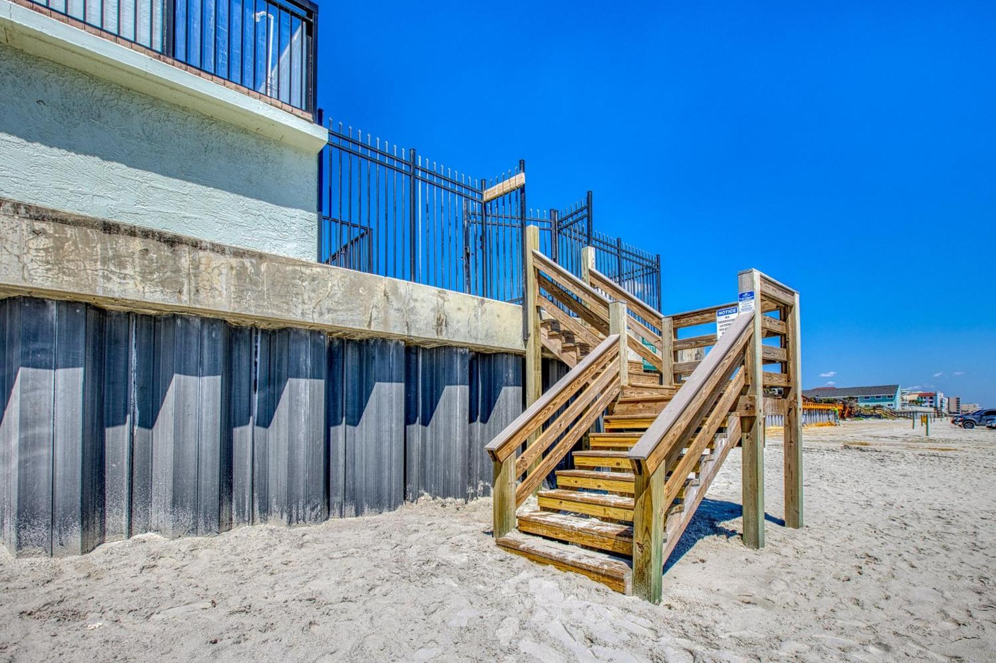 Ocean View With A Beachfront Pool At Ocean Trillium Condo ~ 702 New Smyrna Beach Esterno foto